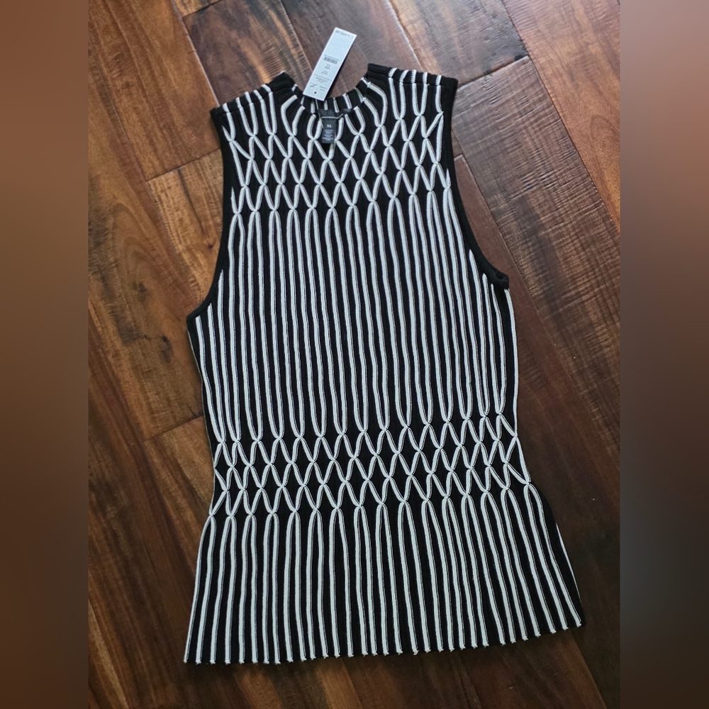 NWT Black and White Sleeveless Dress